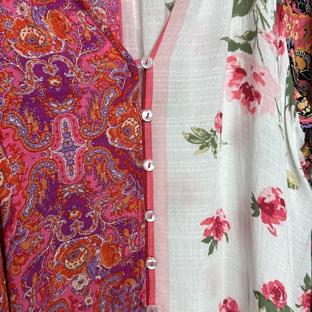Free People Gemini V-Neck Button Front Top- Size Small - Picture 2 of 10